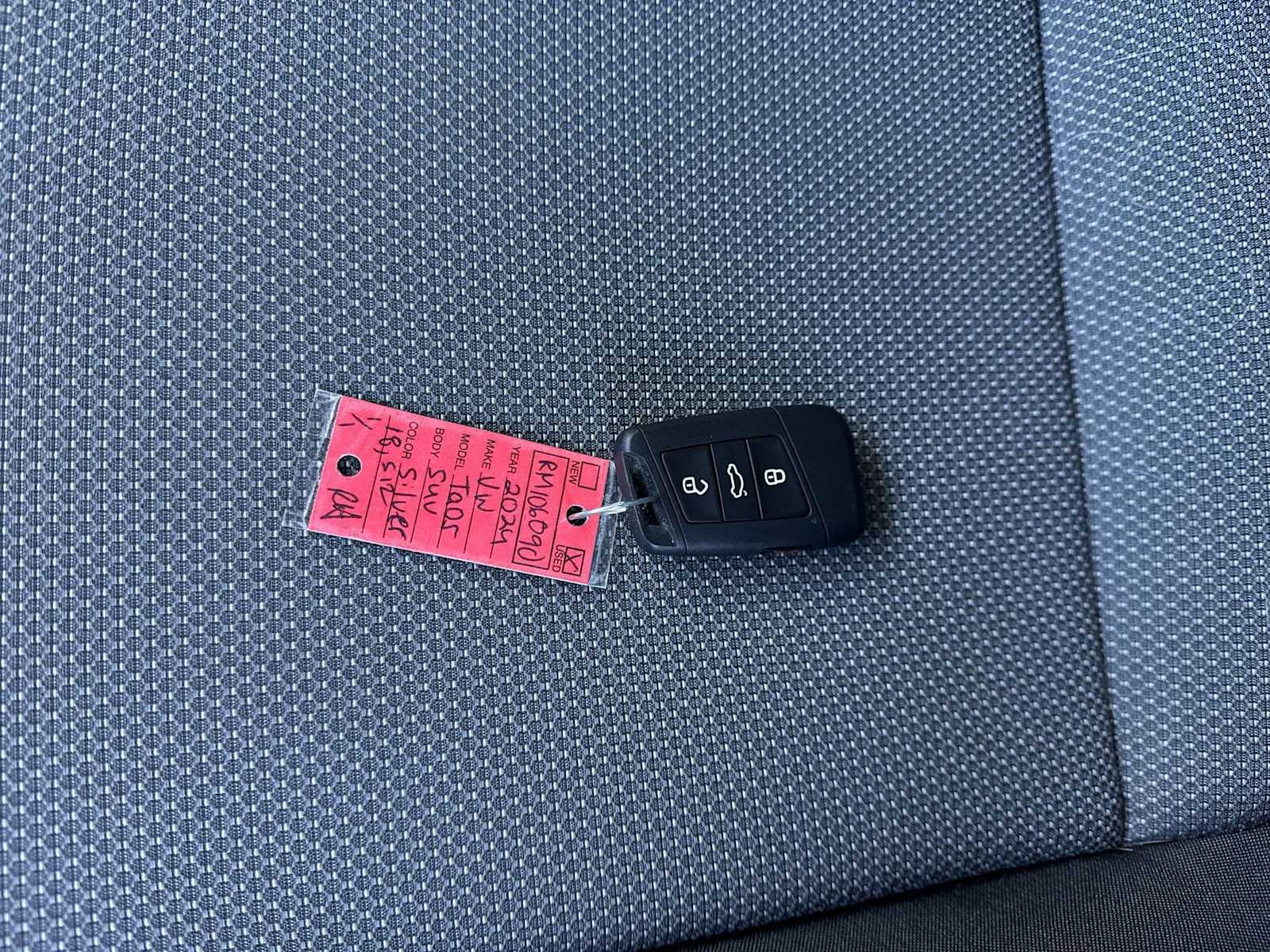 Thumbnail: 2024 Volkswagen Taos - 39