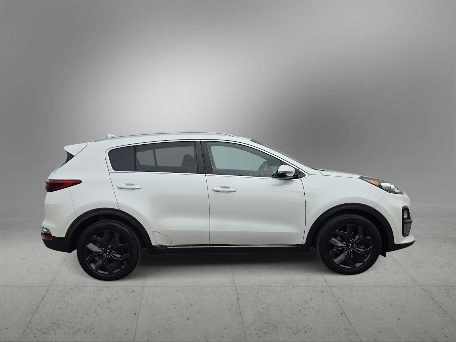 Thumbnail: 2020 Kia Sportage - 9