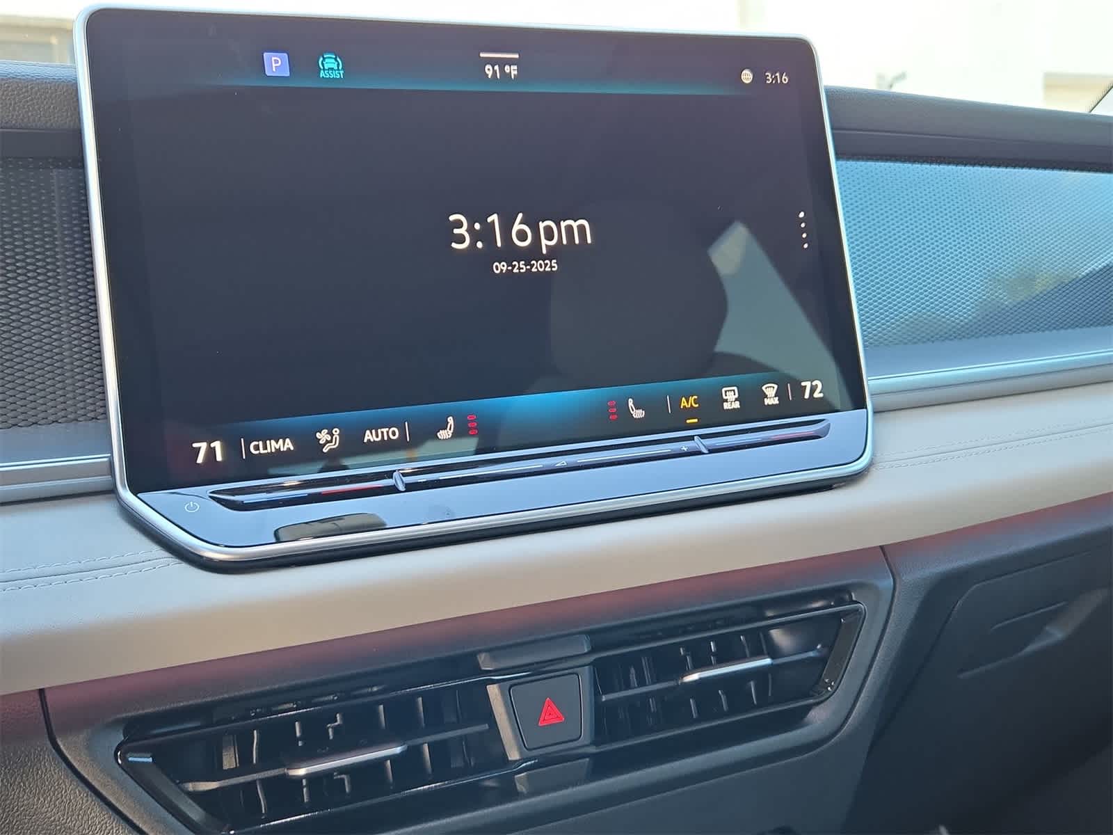 Thumbnail: 2025 Volkswagen Tiguan - 29