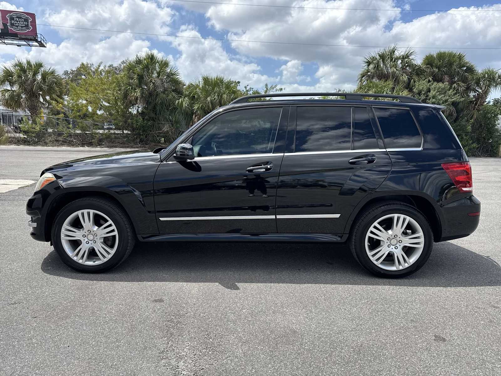Thumbnail: 2015 Mercedes-Benz GLK - 2
