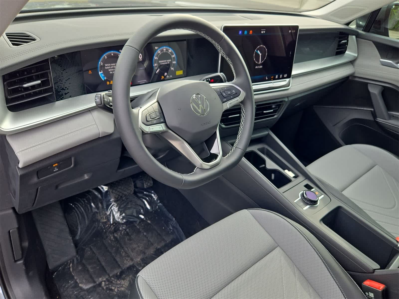 Thumbnail: 2025 Volkswagen Tiguan - 10