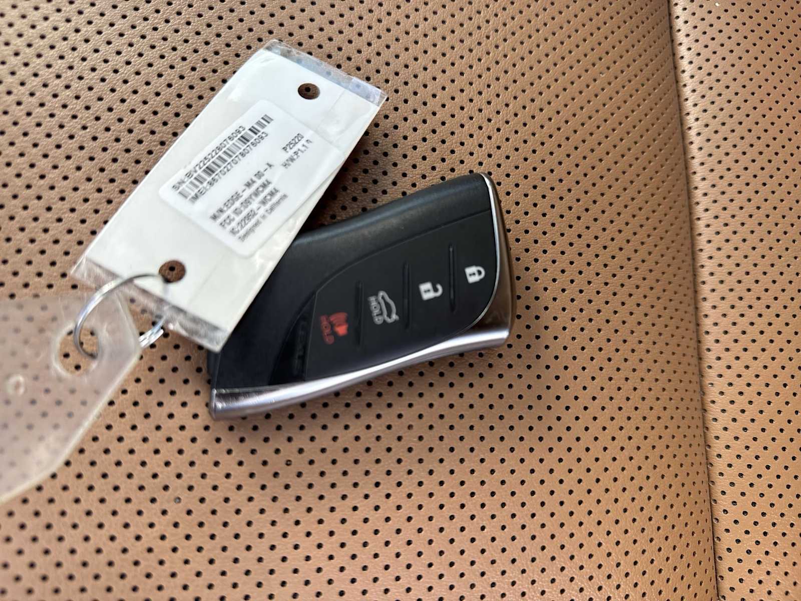 Thumbnail: 2021 Lexus ES - 35