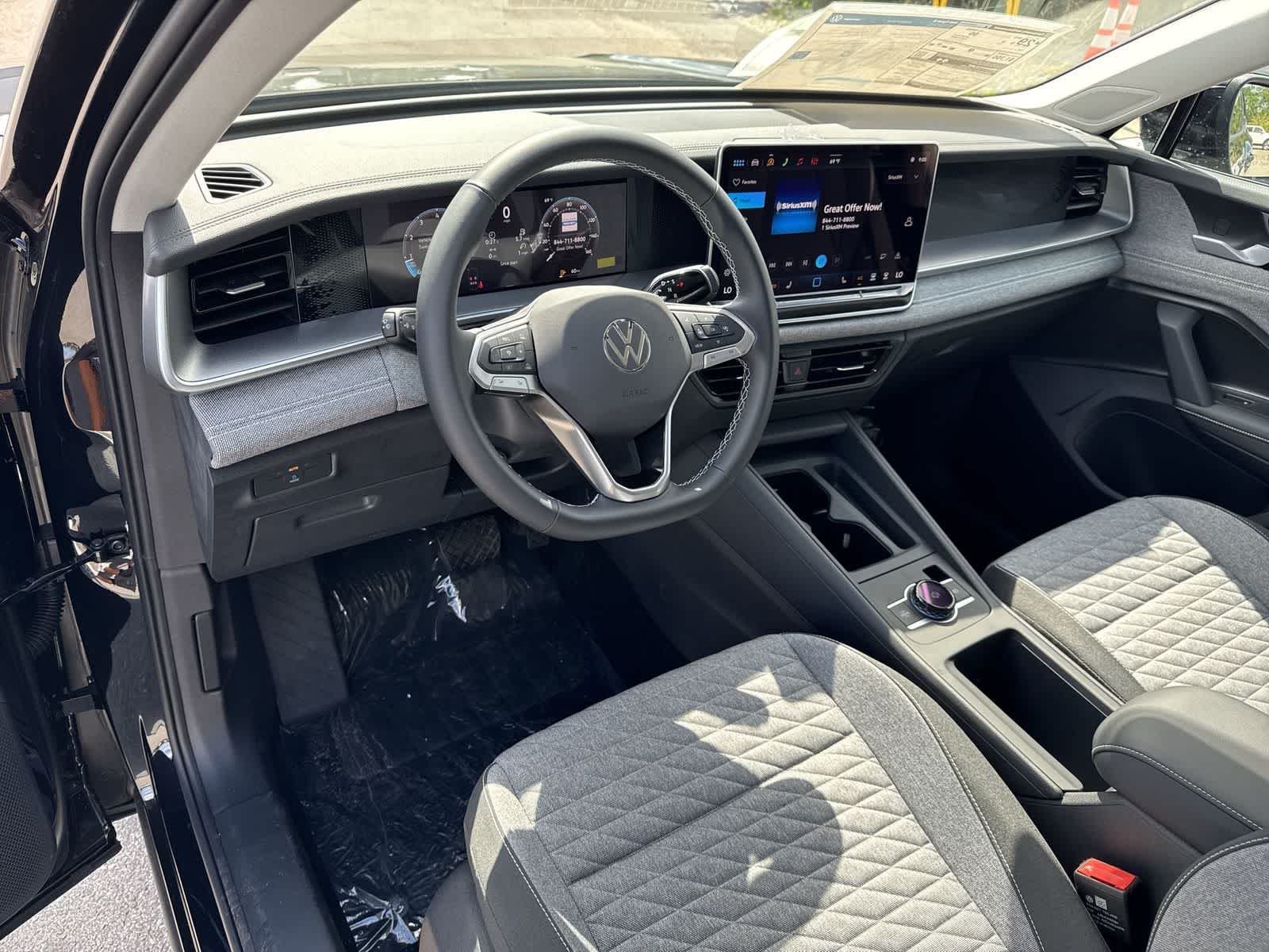 Thumbnail: 2026 Volkswagen Tiguan - 2