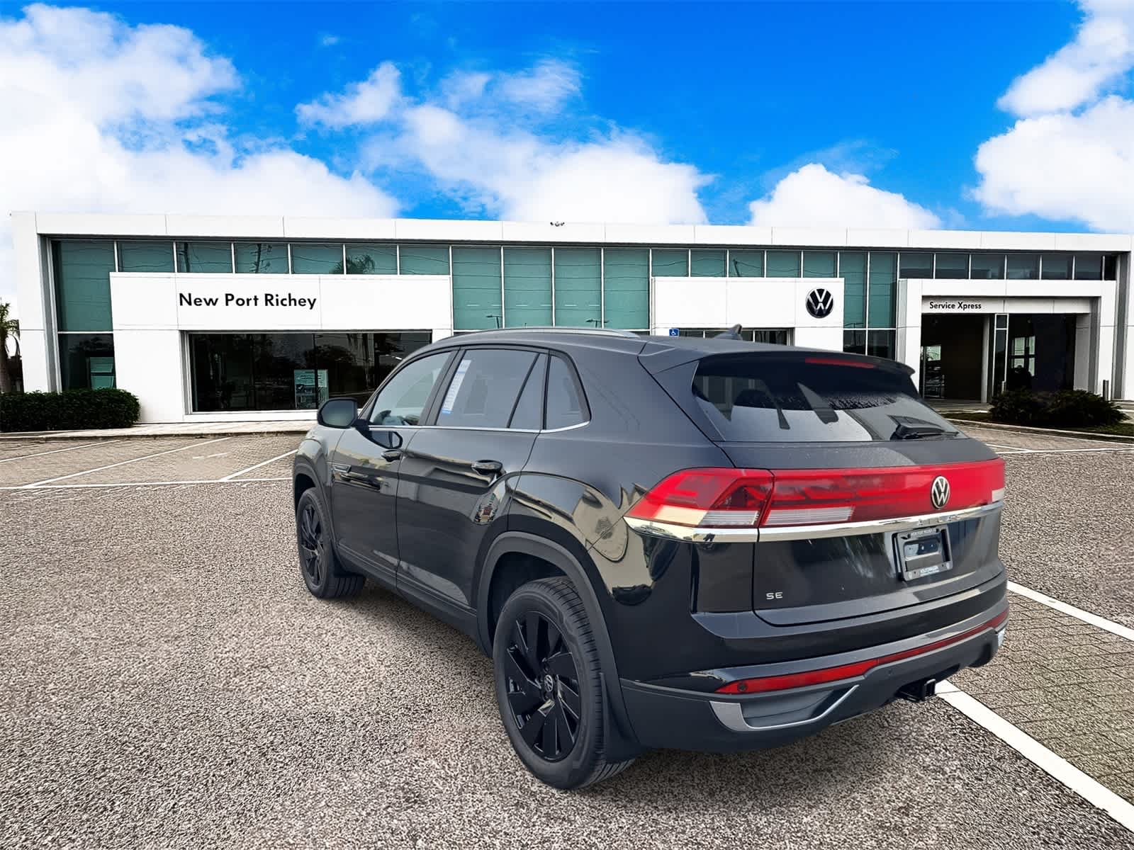 Thumbnail: 2026 Volkswagen Atlas - 6