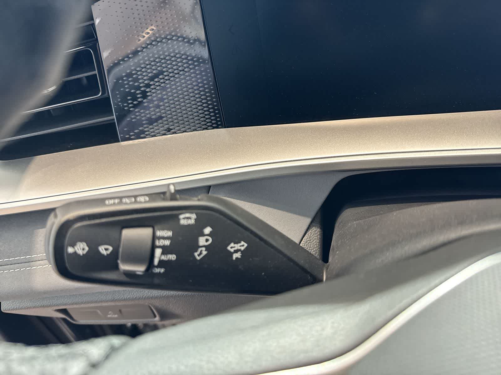 Thumbnail: 2026 Volkswagen Tiguan - 23