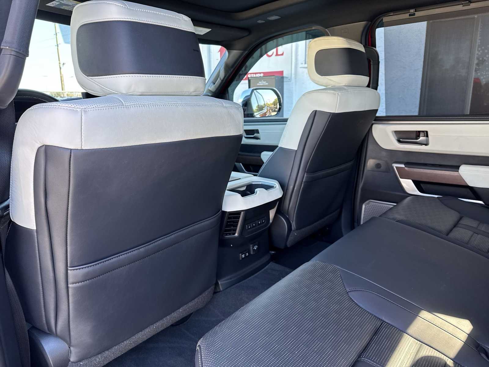 Thumbnail: 2023 Toyota Tundra - 18