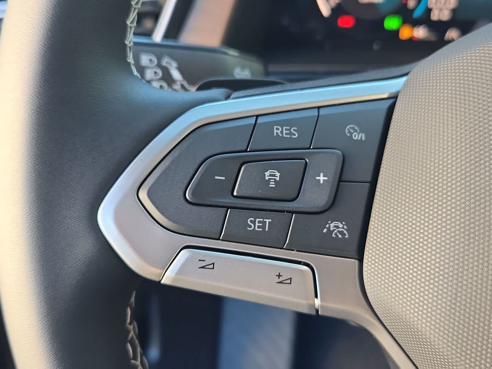 Thumbnail: 2026 Volkswagen Atlas - 30