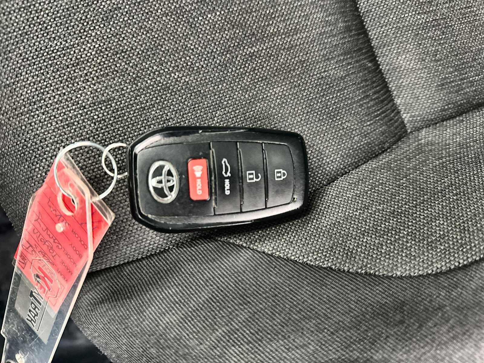 Thumbnail: 2025 Toyota Camry - 31