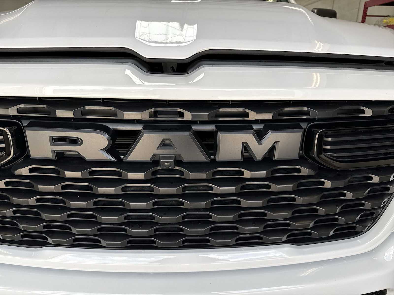 Thumbnail: 2025 RAM 1500 - 11