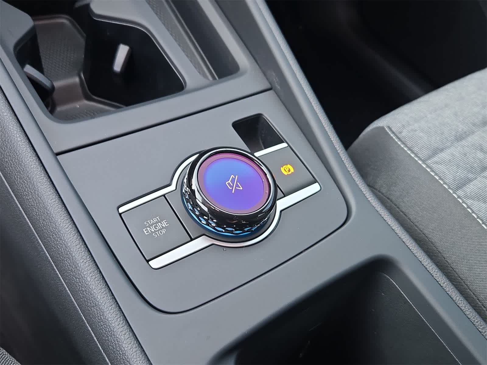 Thumbnail: 2025 Volkswagen Tiguan - 38