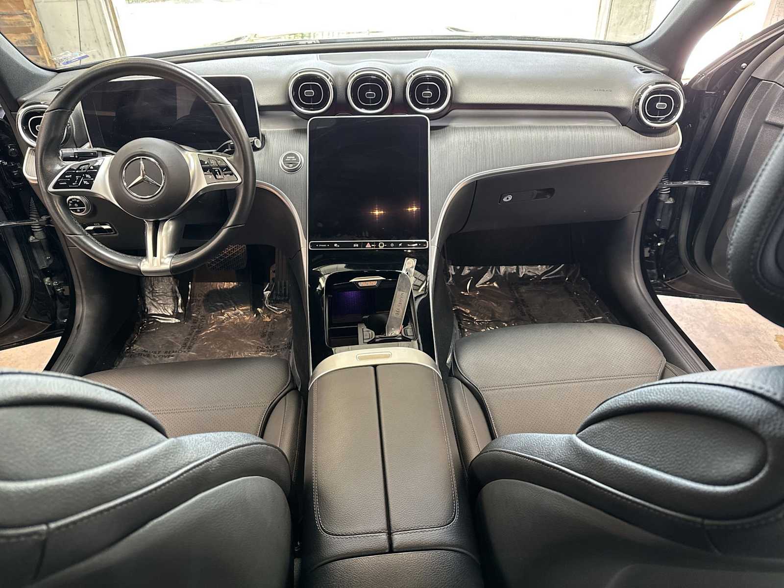 Thumbnail: 2025 Mercedes-Benz C-Class - 19