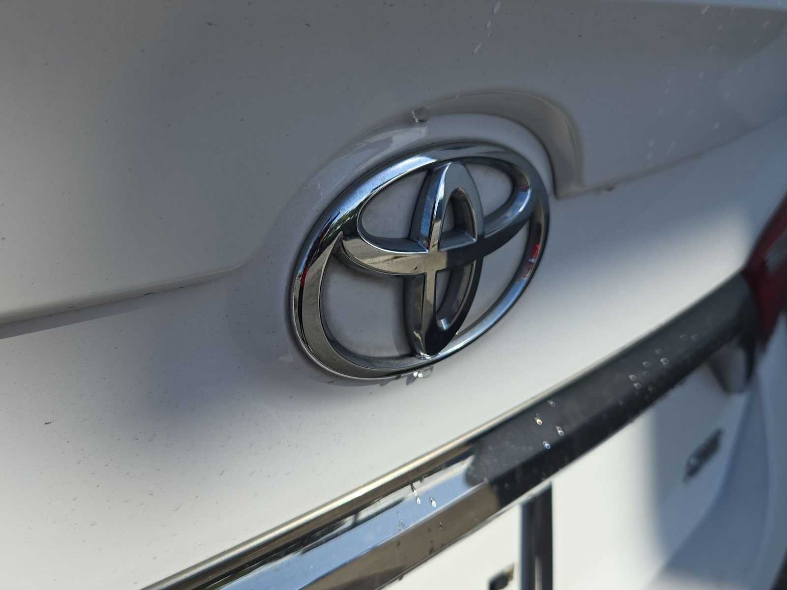 Thumbnail: 2017 Toyota Camry - 12