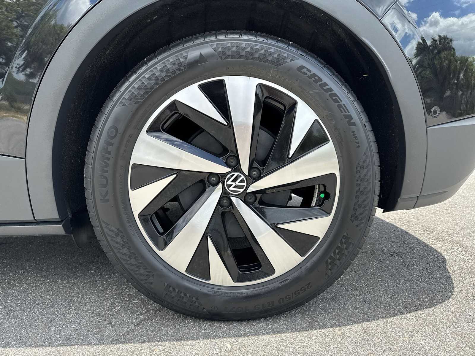 Thumbnail: 2023 Volkswagen ID.4 - 12