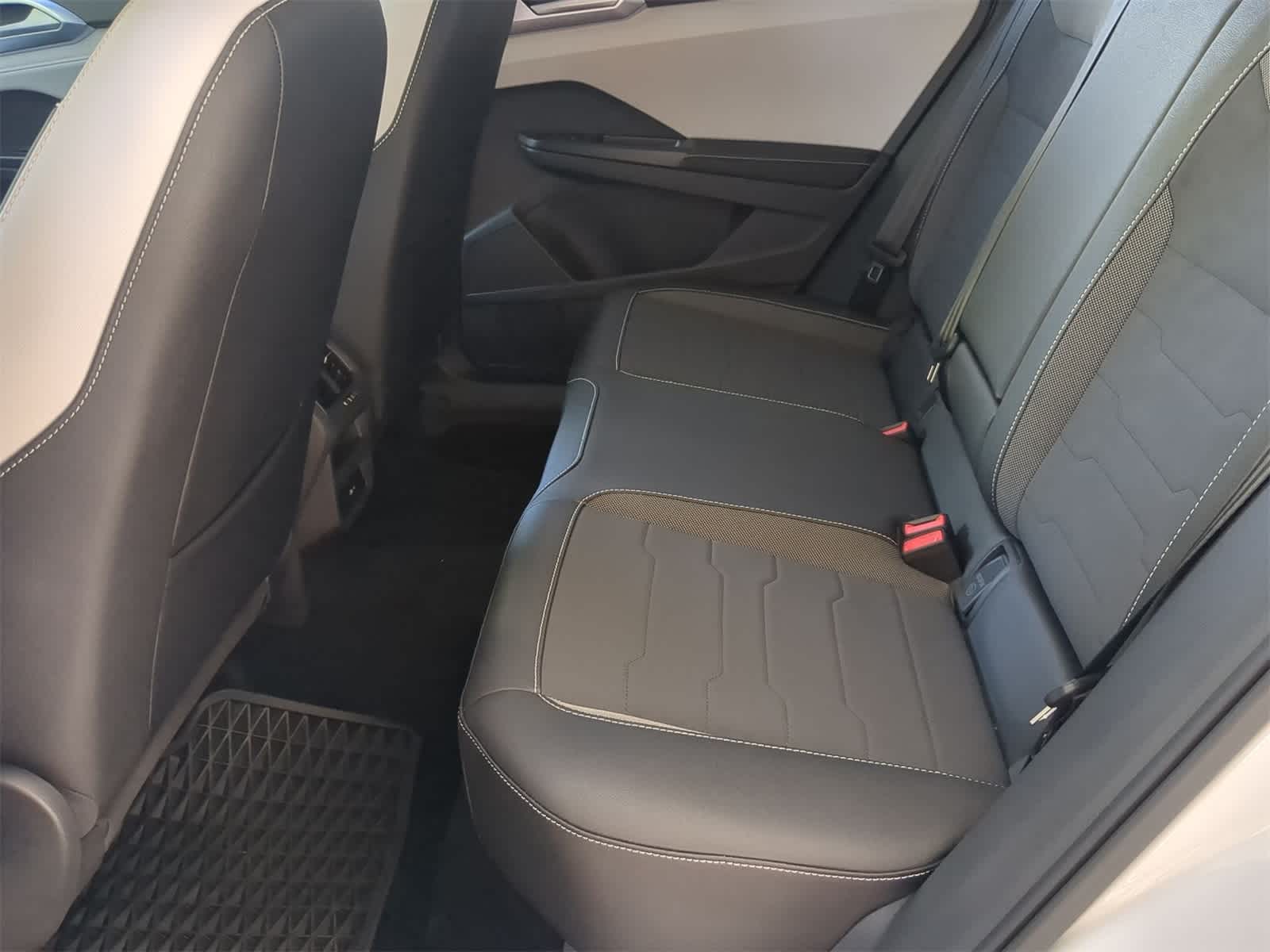 Thumbnail: 2025 Volkswagen Taos - 19