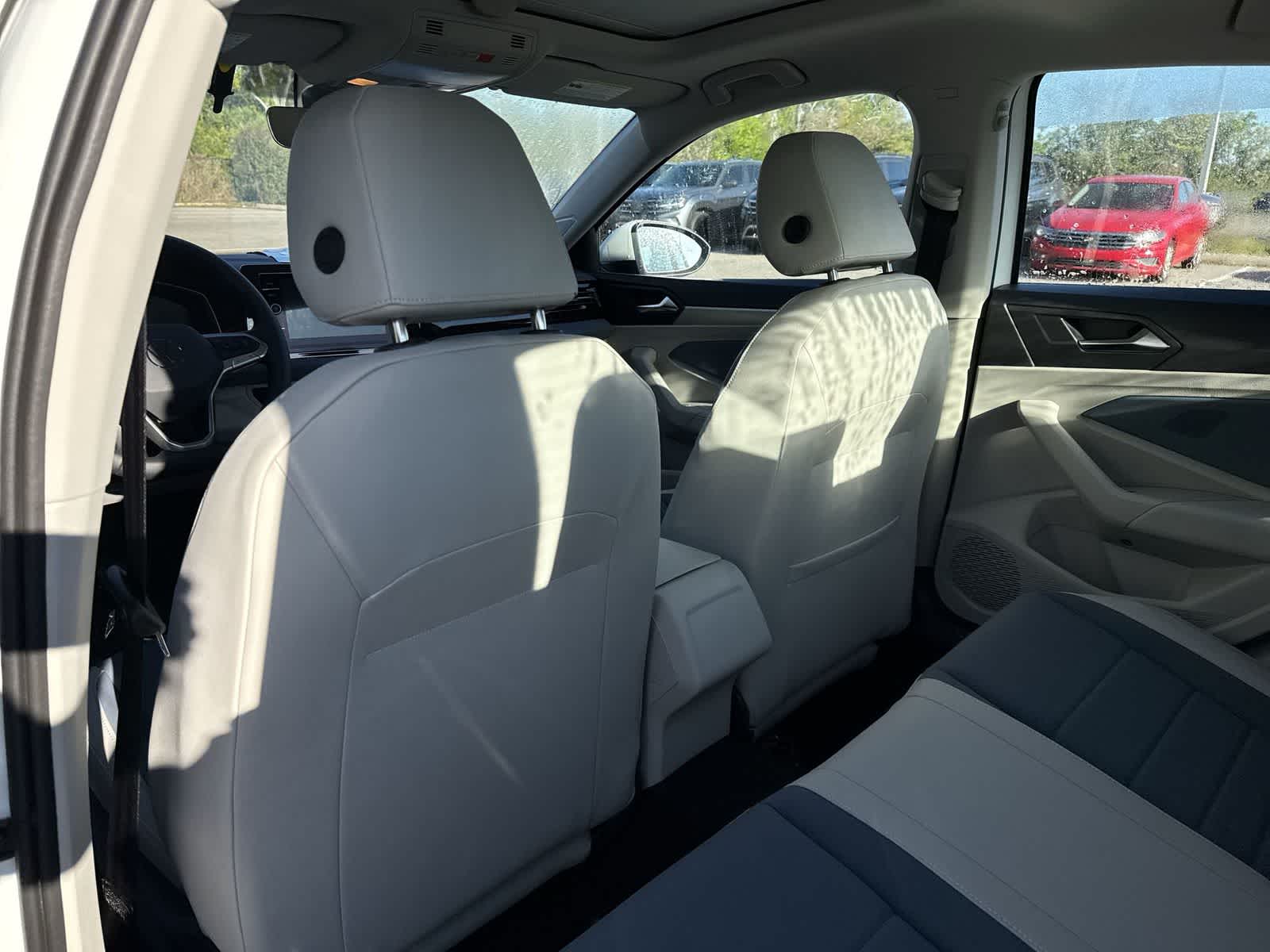 Thumbnail: 2026 Volkswagen Jetta - 17