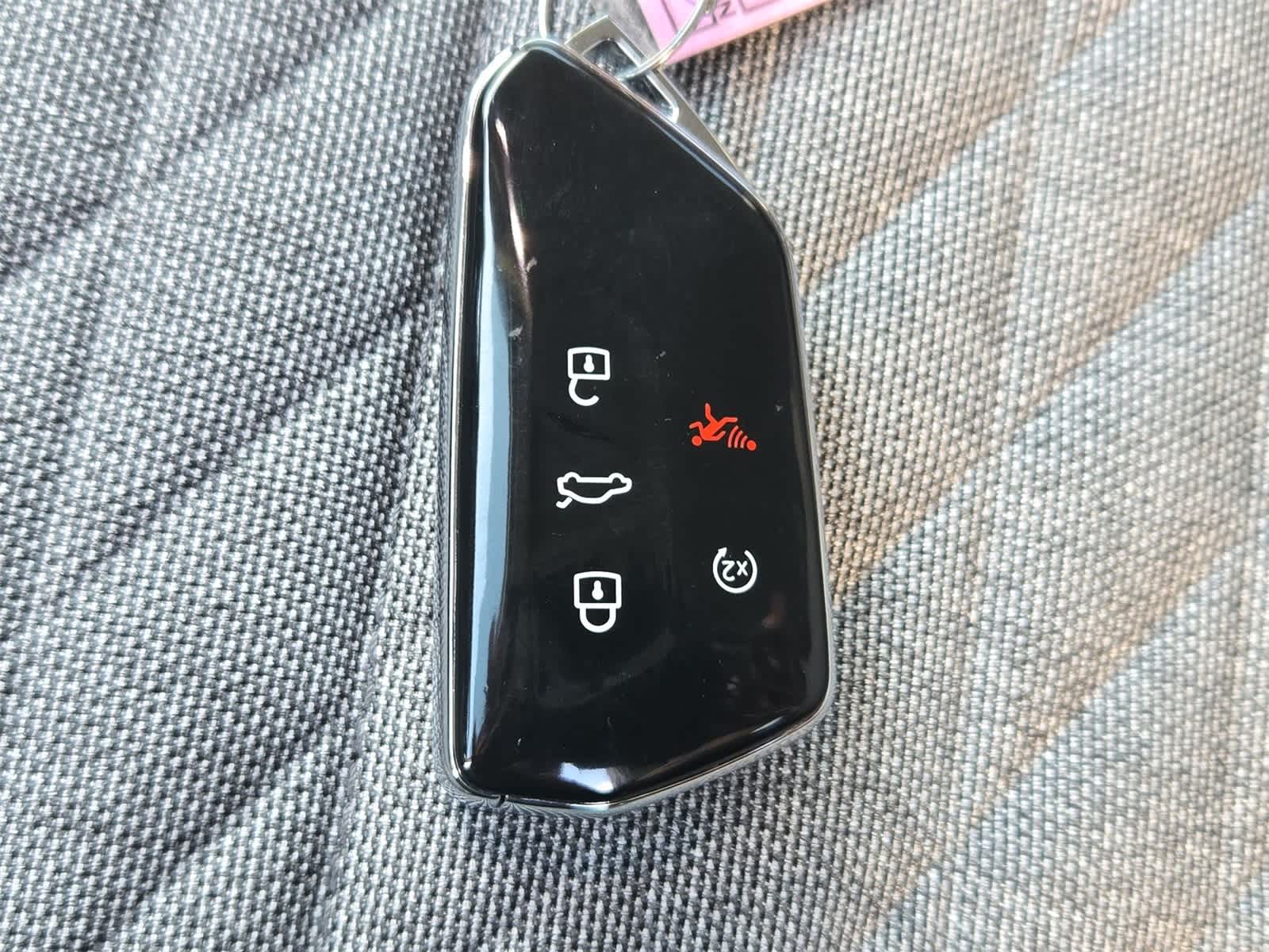 Thumbnail: 2025 Volkswagen Tiguan - 31