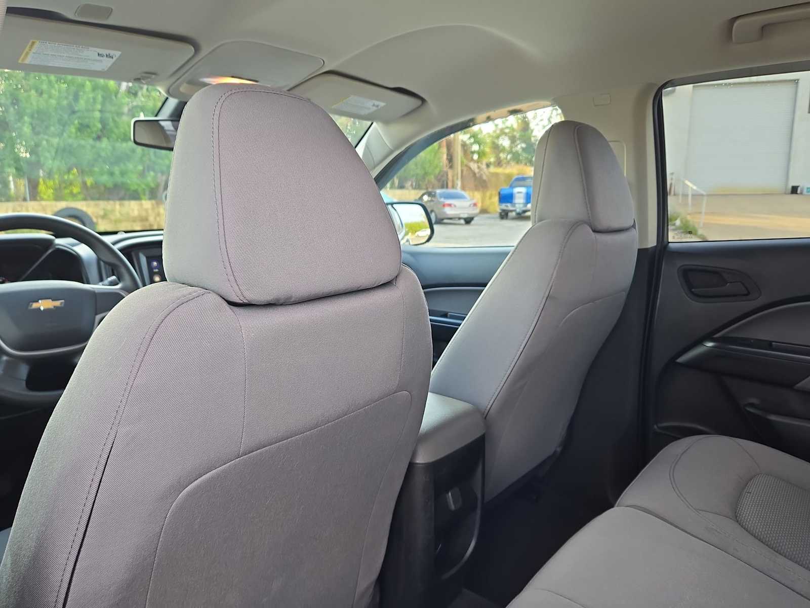 Thumbnail: 2022 Chevrolet Colorado - 18