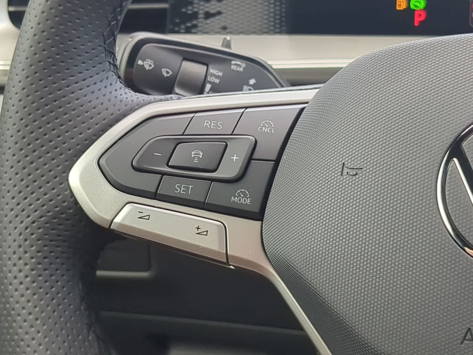 Thumbnail: 2026 Volkswagen Tiguan - 25