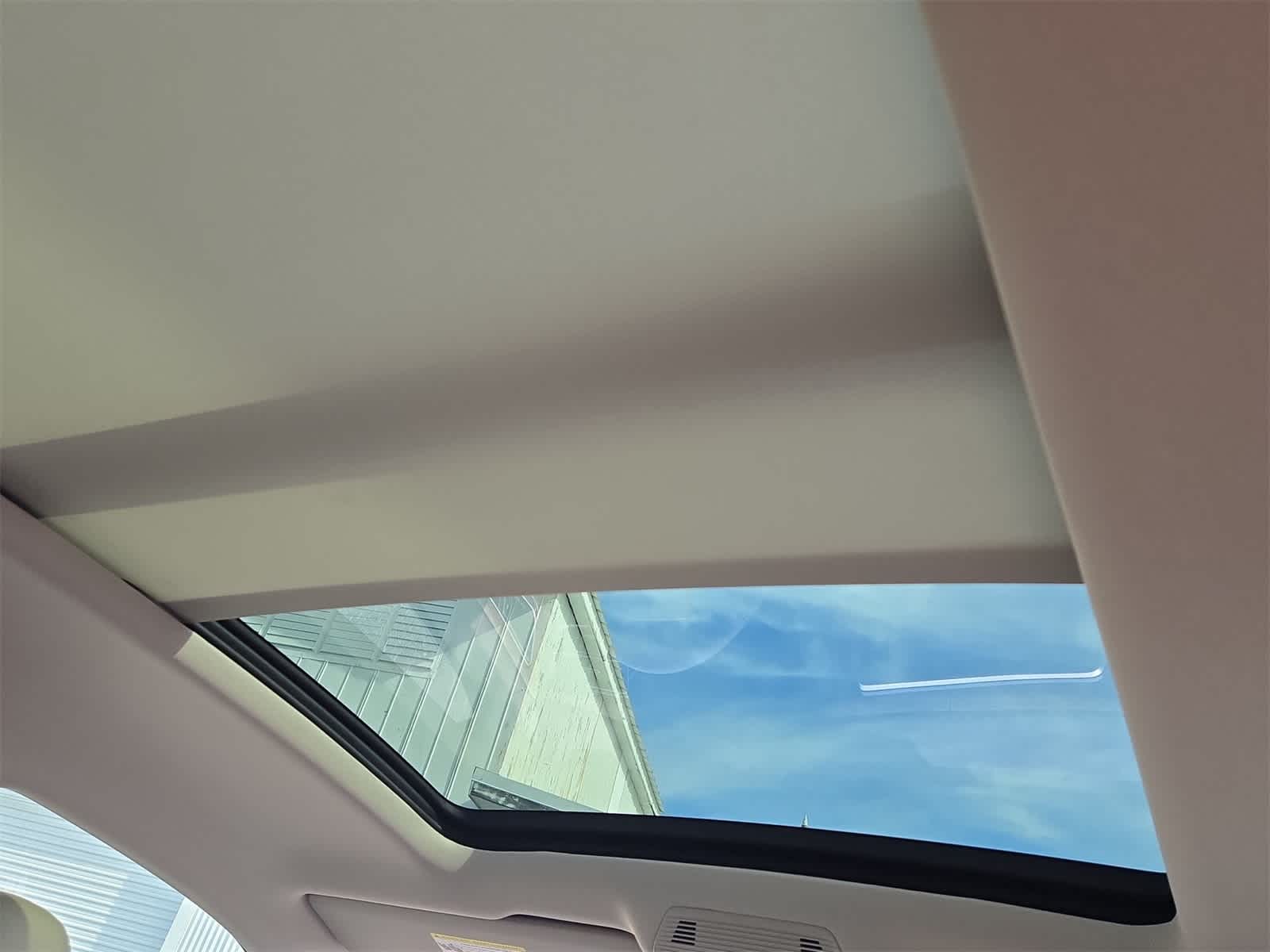 Thumbnail: 2026 Volkswagen Atlas - 23