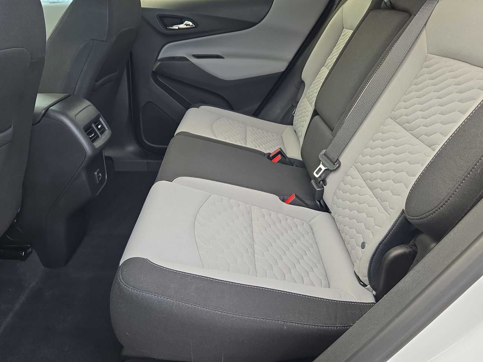 Thumbnail: 2019 Chevrolet Equinox - 26