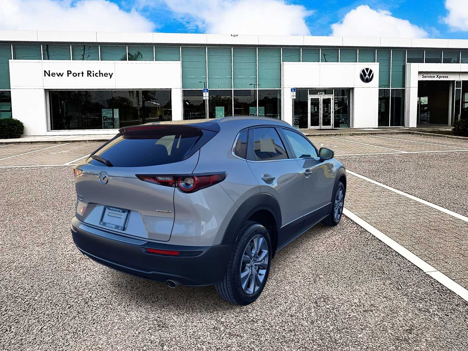 Thumbnail: 2023 Mazda CX-30 - 8