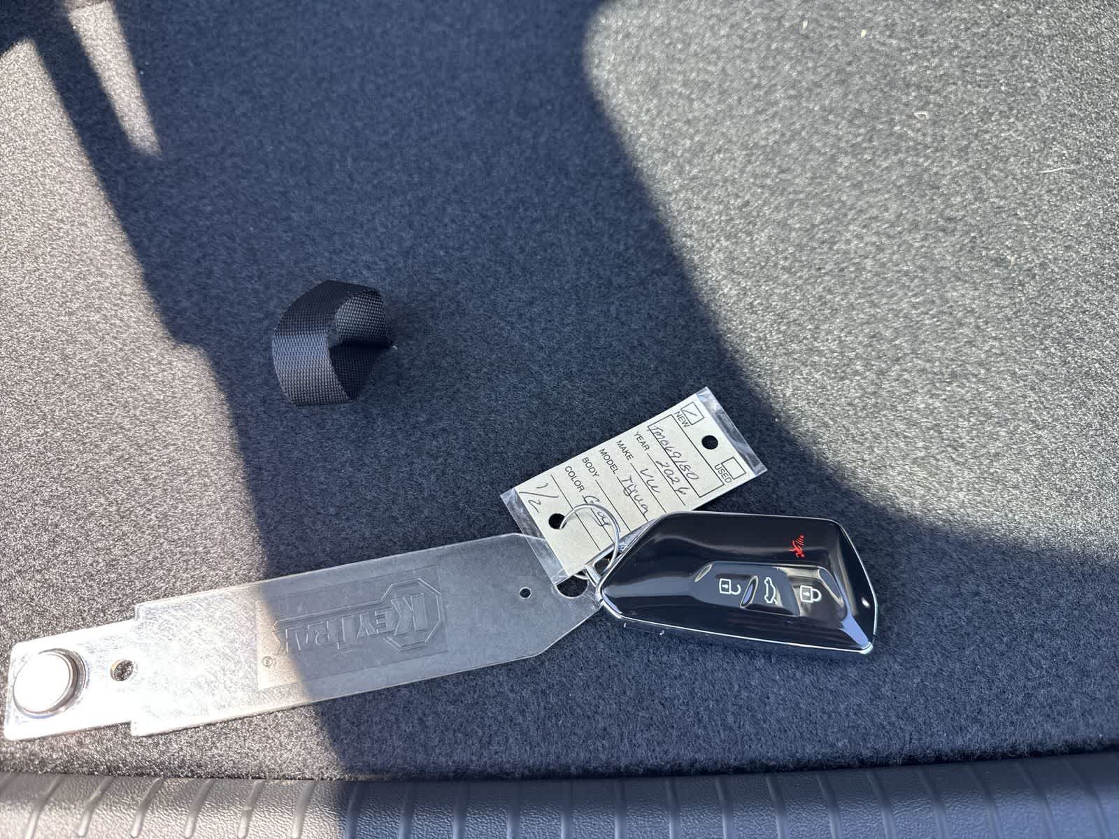 Thumbnail: 2026 Volkswagen Tiguan - 32