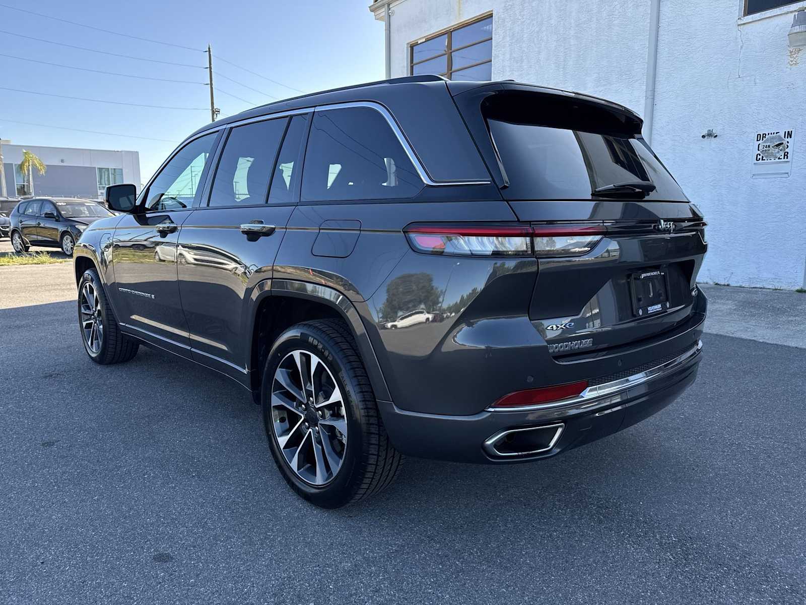 Thumbnail: 2022 Jeep Grand Cherokee - 5