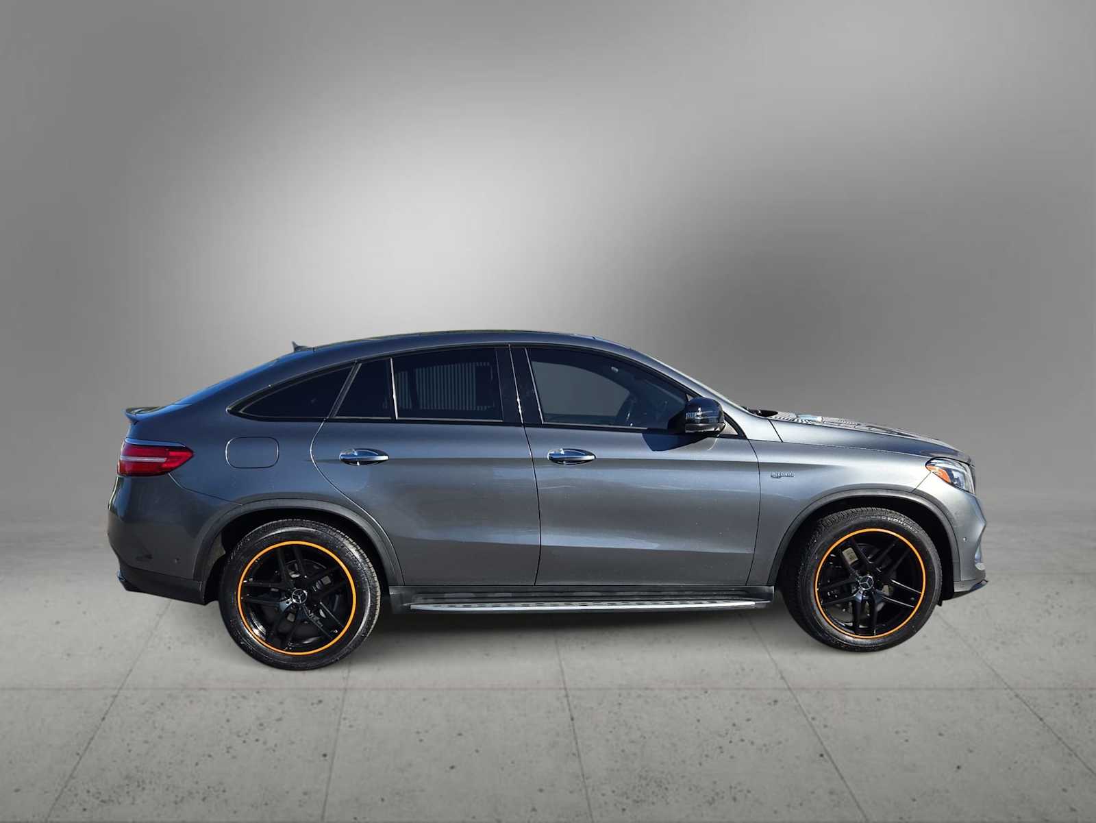 Thumbnail: 2018 Mercedes-Benz GLE - 9
