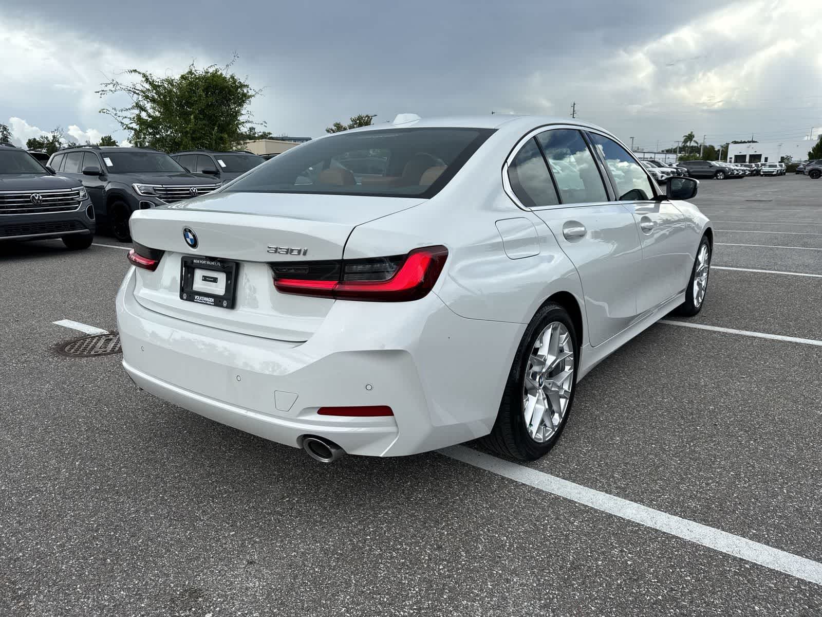 Thumbnail: 2025 BMW 3 Series - 13