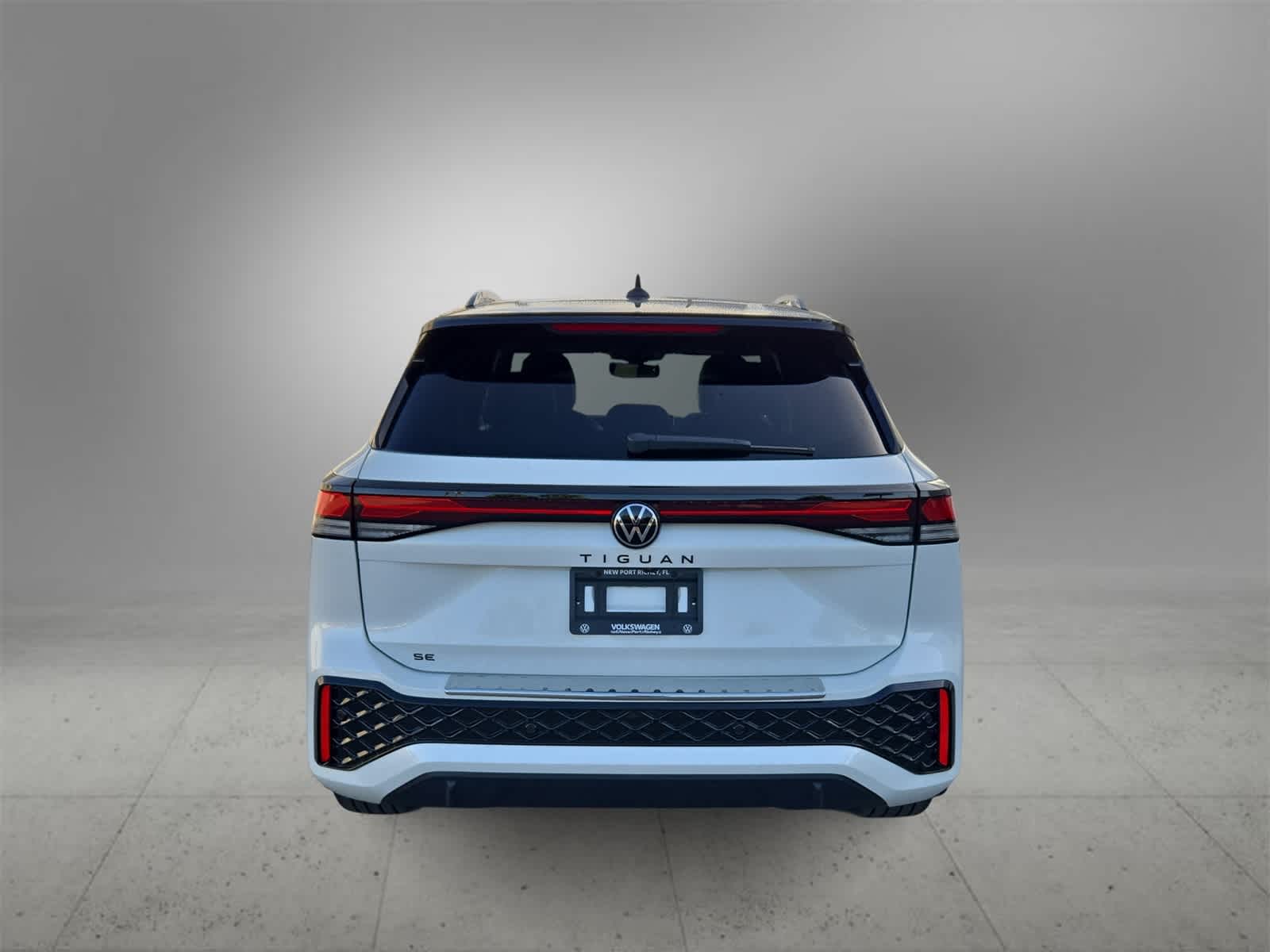 Thumbnail: 2025 Volkswagen Tiguan - 7