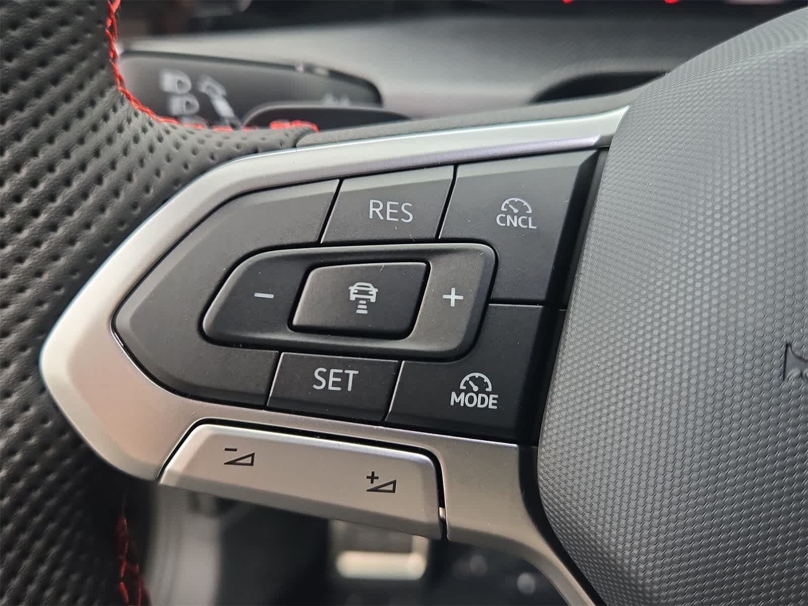 Thumbnail: 2026 Volkswagen Golf - 24