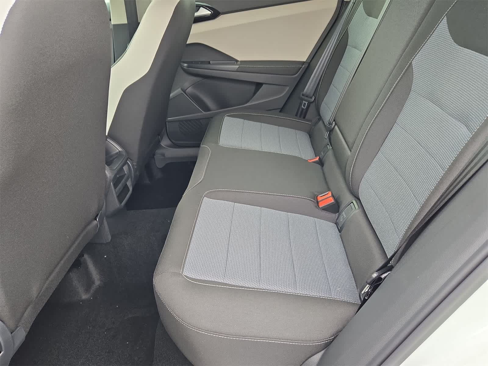 Thumbnail: 2025 Volkswagen Taos - 19