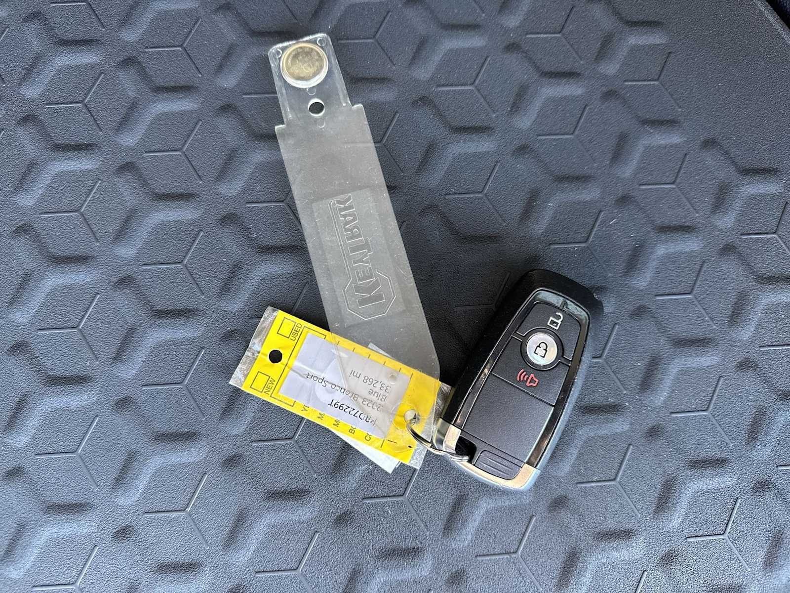 Thumbnail: 2023 Ford Bronco Sport - 28