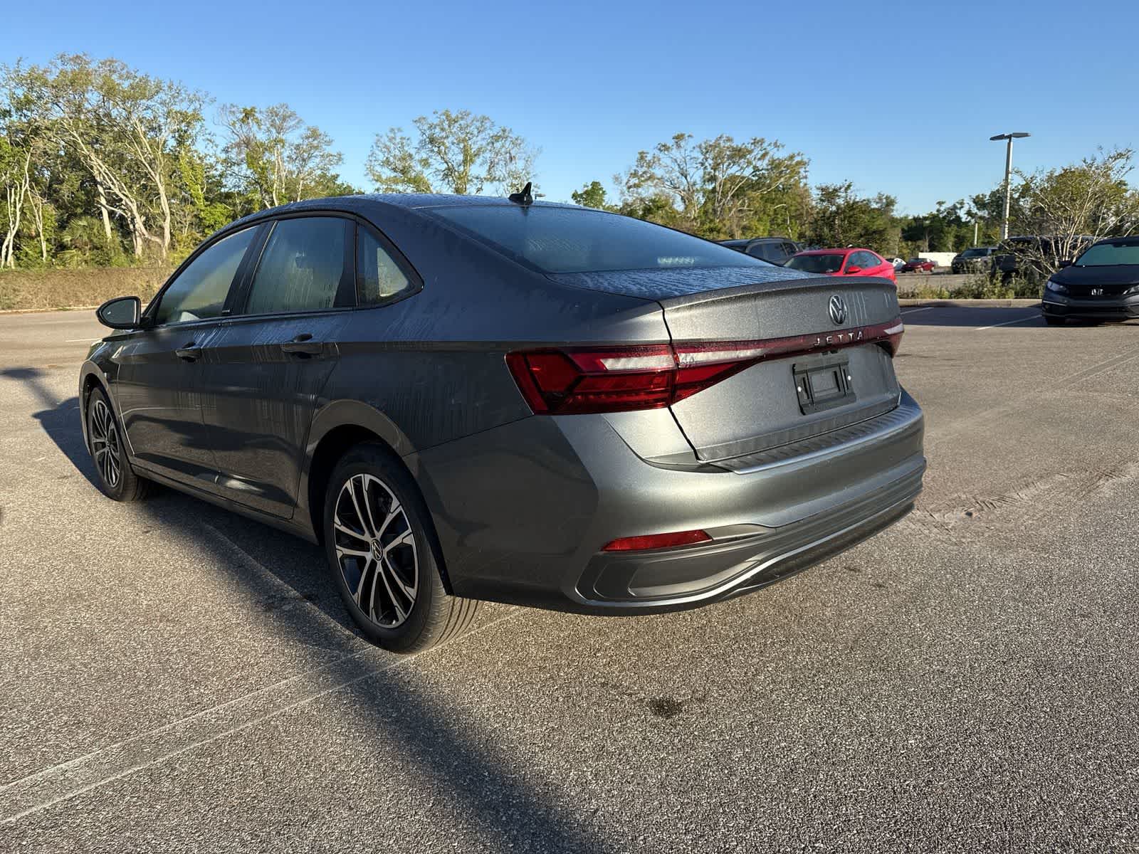 Thumbnail: 2026 Volkswagen Jetta - 4