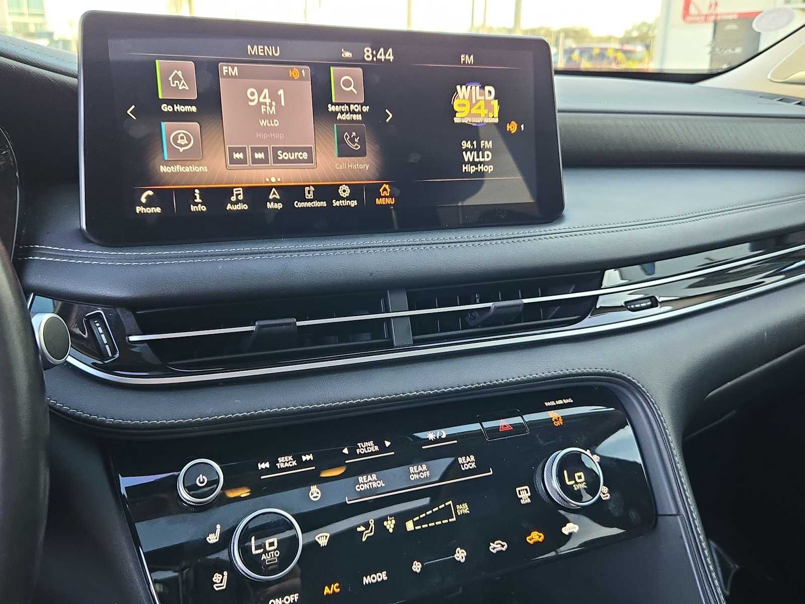 Thumbnail: 2023 INFINITI QX60 - 28