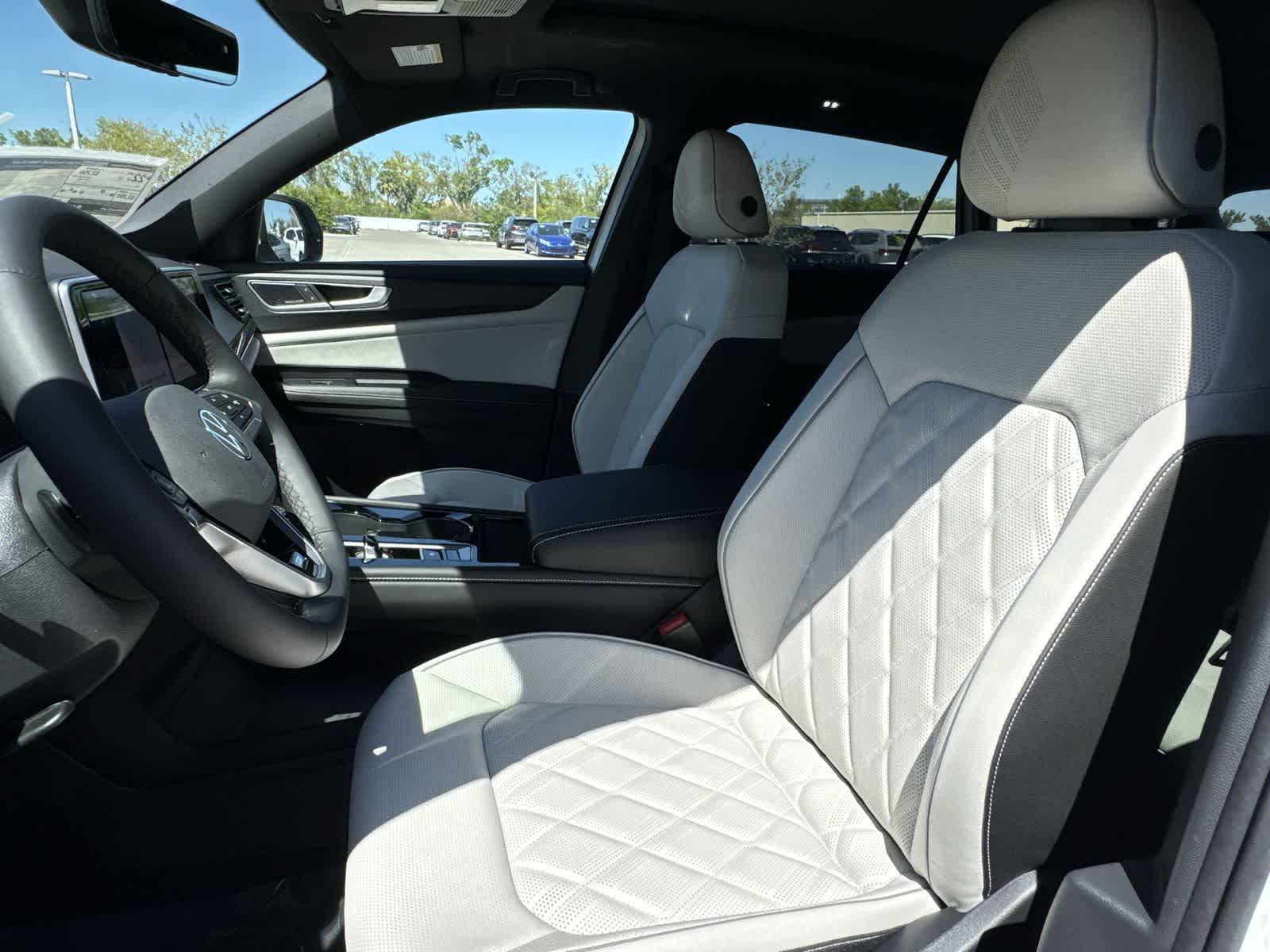 Thumbnail: 2026 Volkswagen Atlas - 15