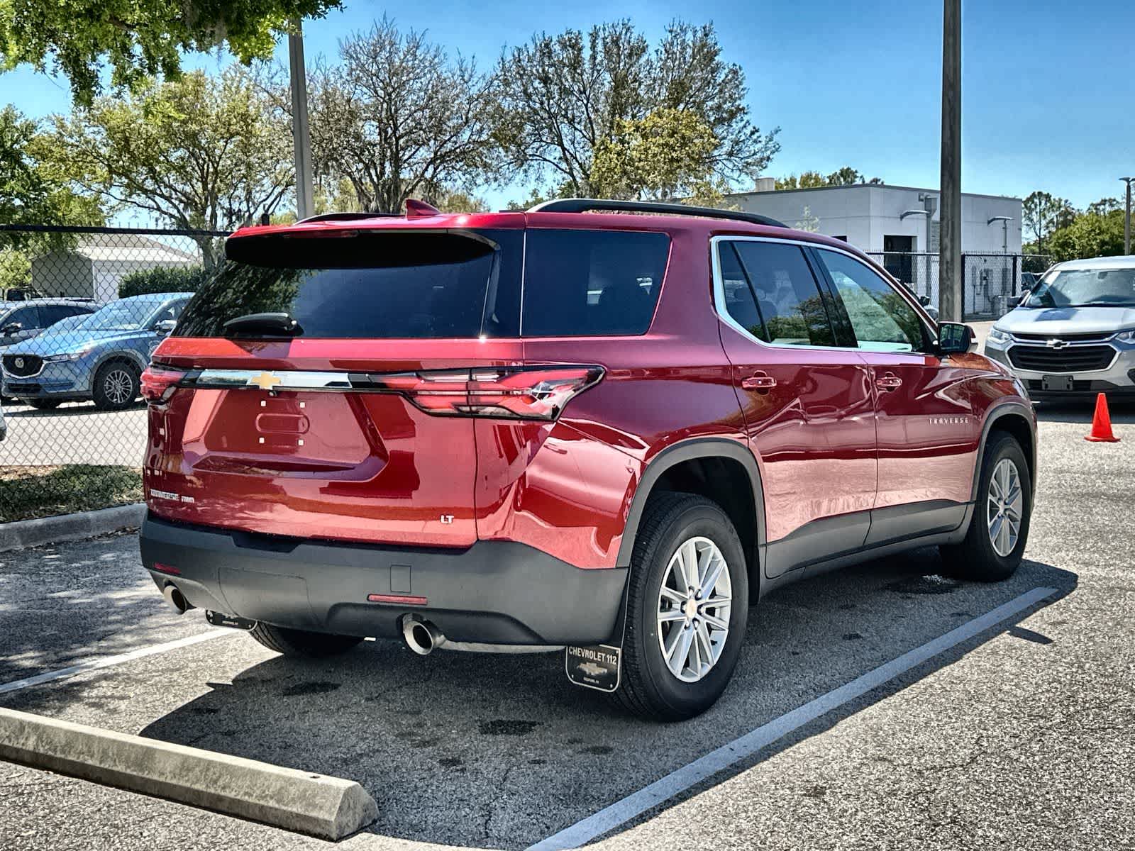 Thumbnail: 2023 Chevrolet Traverse - 8