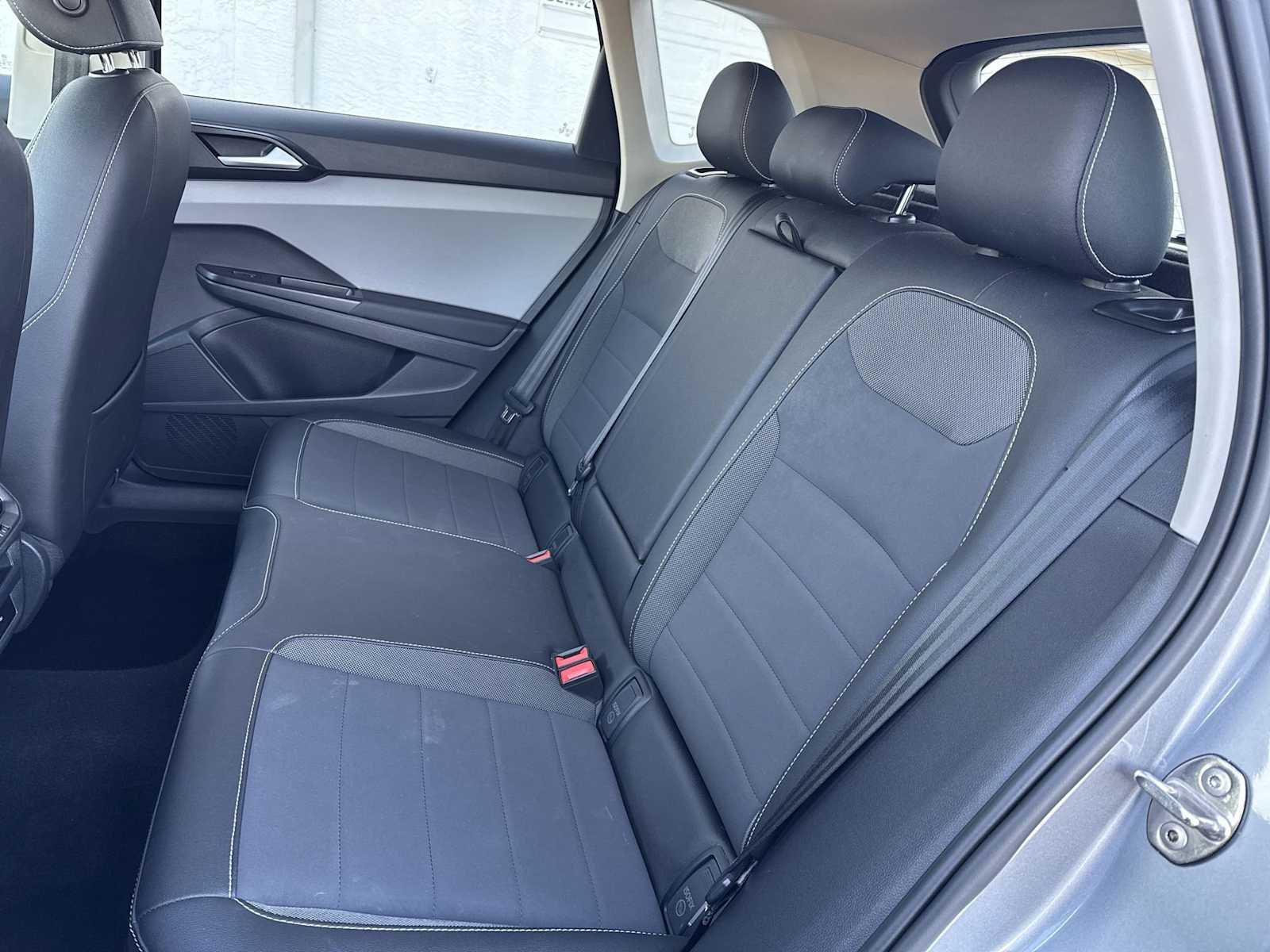 Thumbnail: 2022 Volkswagen Taos - 18