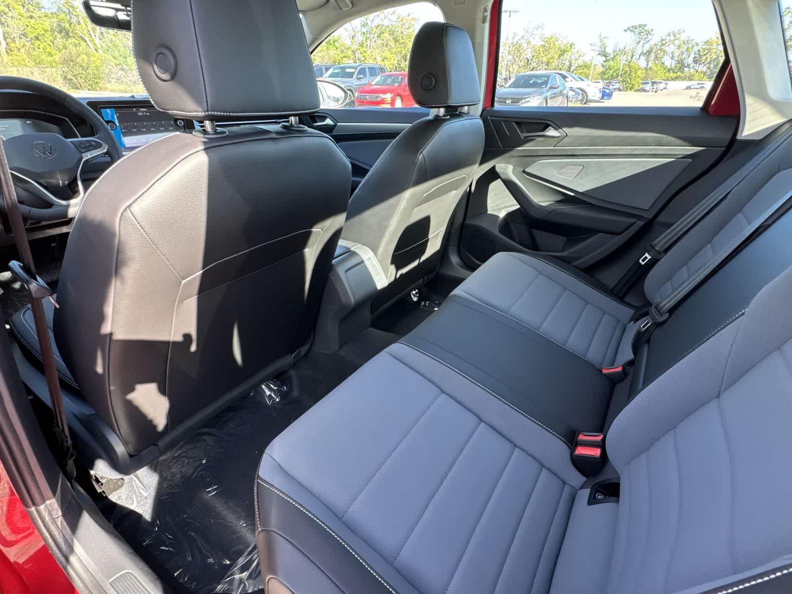 Thumbnail: 2026 Volkswagen Jetta - 17