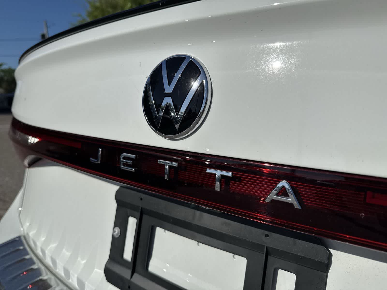 Thumbnail: 2026 Volkswagen Jetta - 11