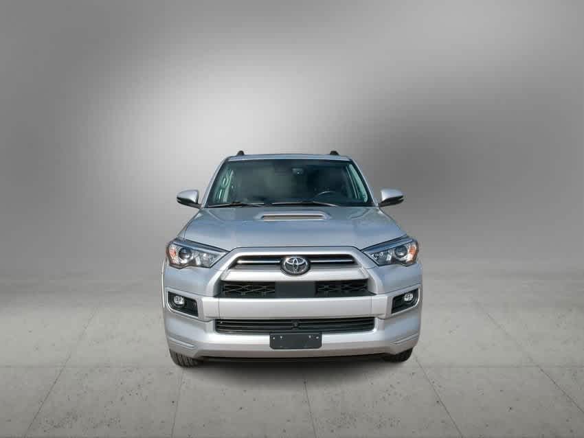 Thumbnail: 2022 Toyota 4Runner - 3