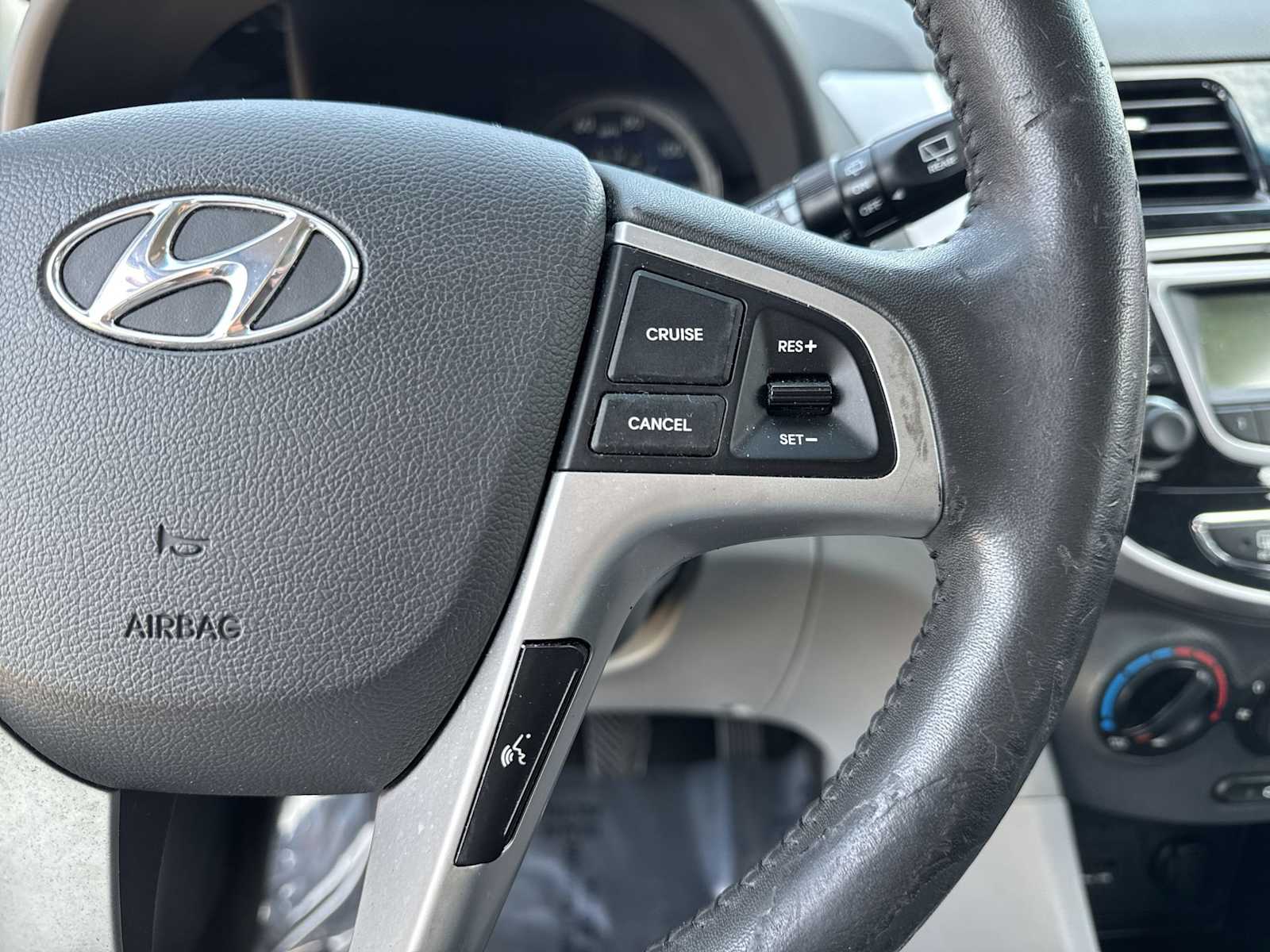 Thumbnail: 2013 Hyundai Accent - 23