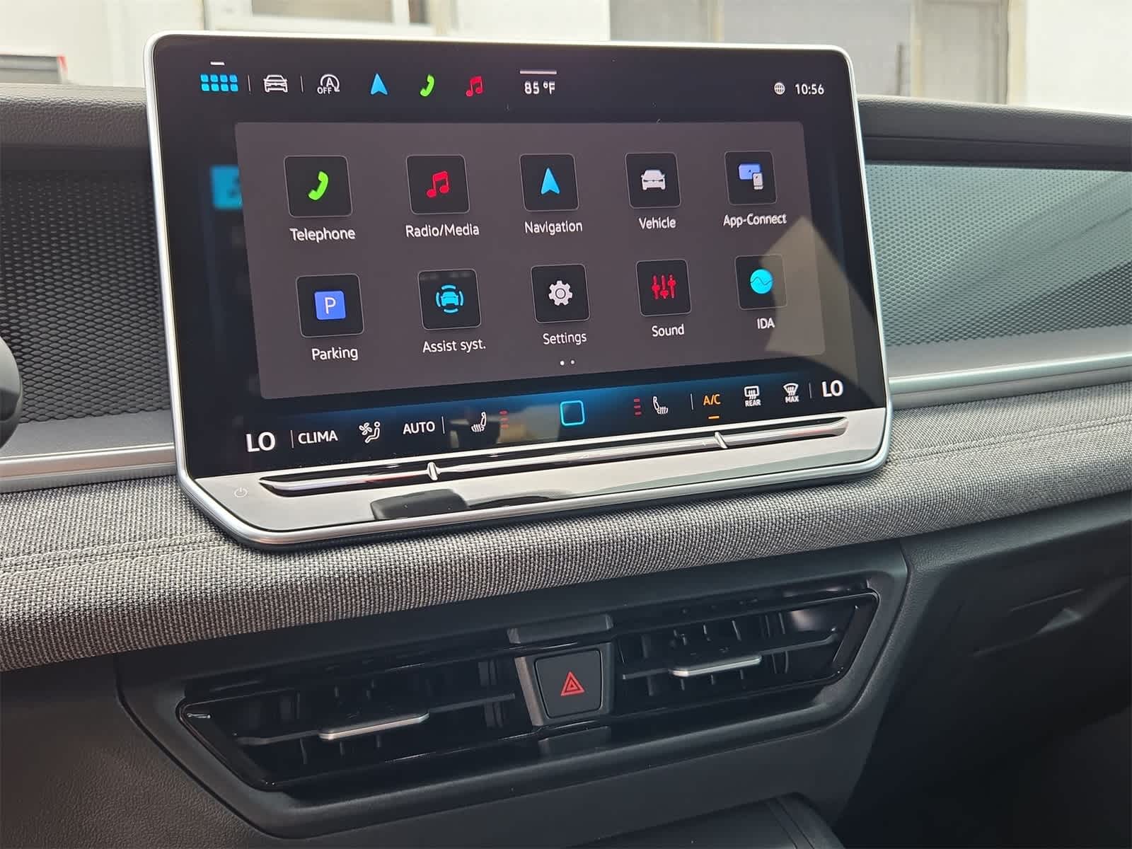 Thumbnail: 2025 Volkswagen Tiguan - 27