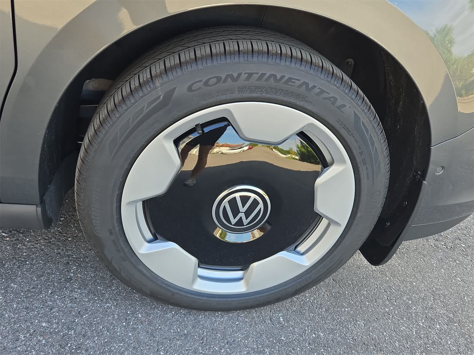 Thumbnail: 2025 Volkswagen ID.Buzz - 14