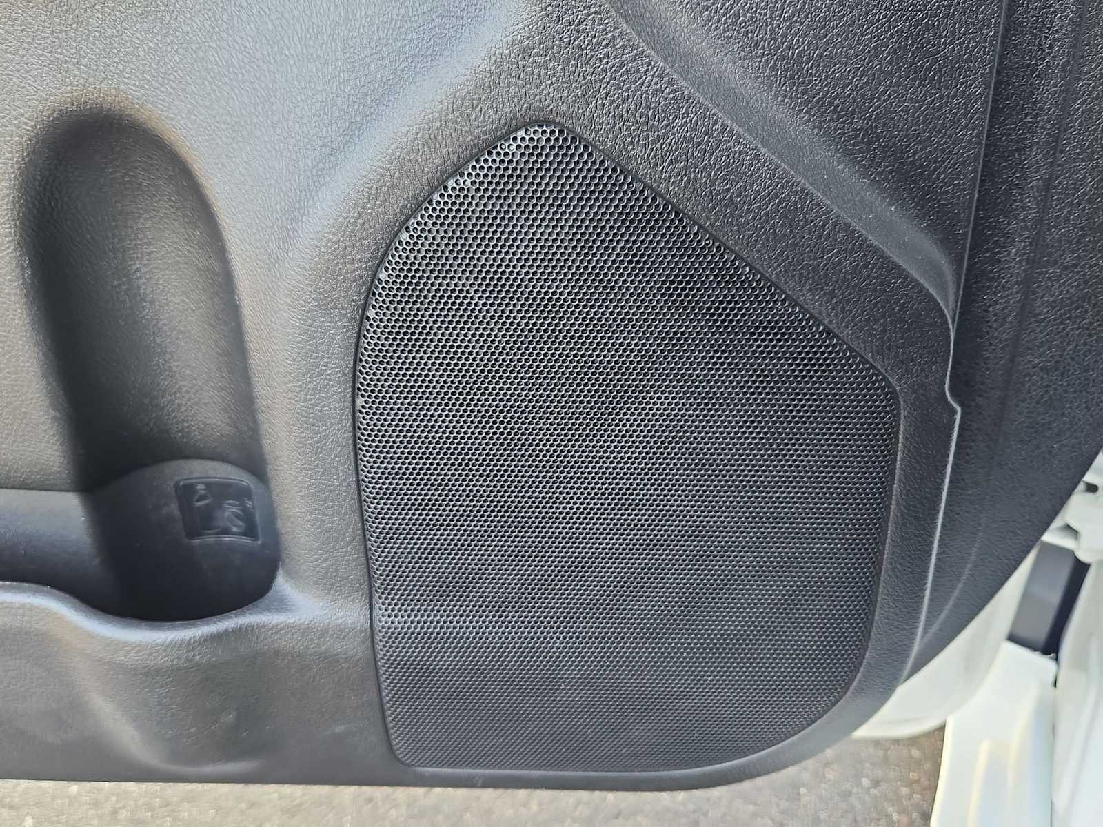 Thumbnail: 2017 Toyota Camry - 28