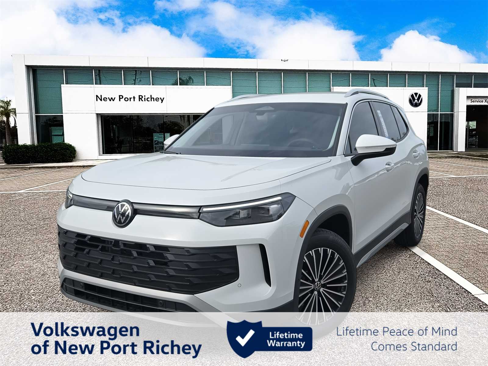 Thumbnail: 2025 Volkswagen Tiguan - 1