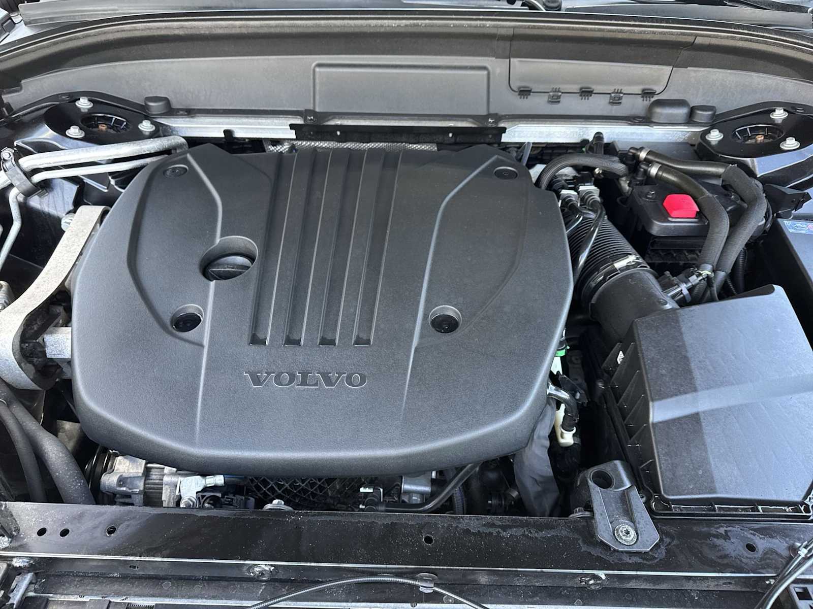 Thumbnail: 2022 Volvo XC60 - 17