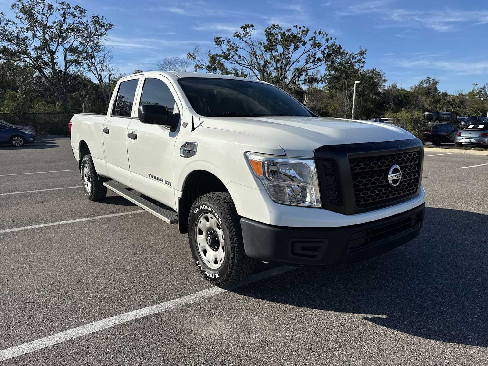 Thumbnail: 2018 Nissan Titan - 8