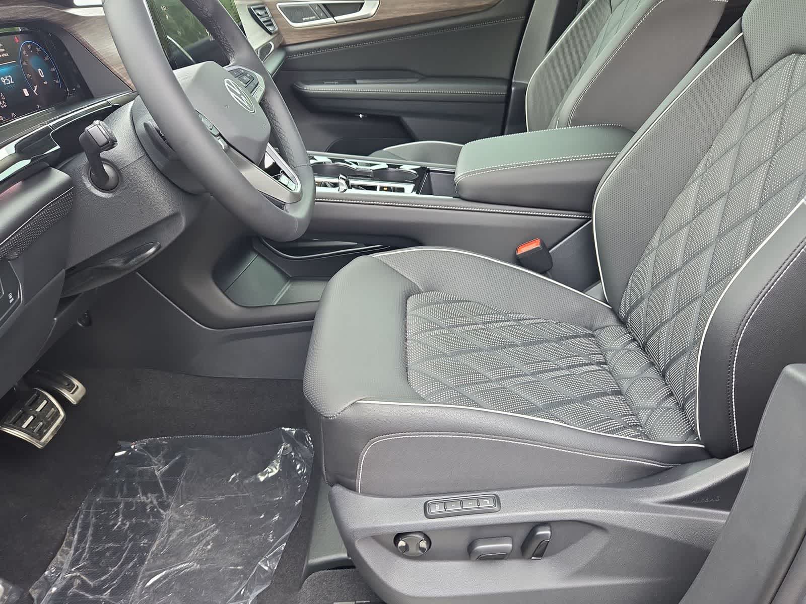 Thumbnail: 2026 Volkswagen Atlas - 17