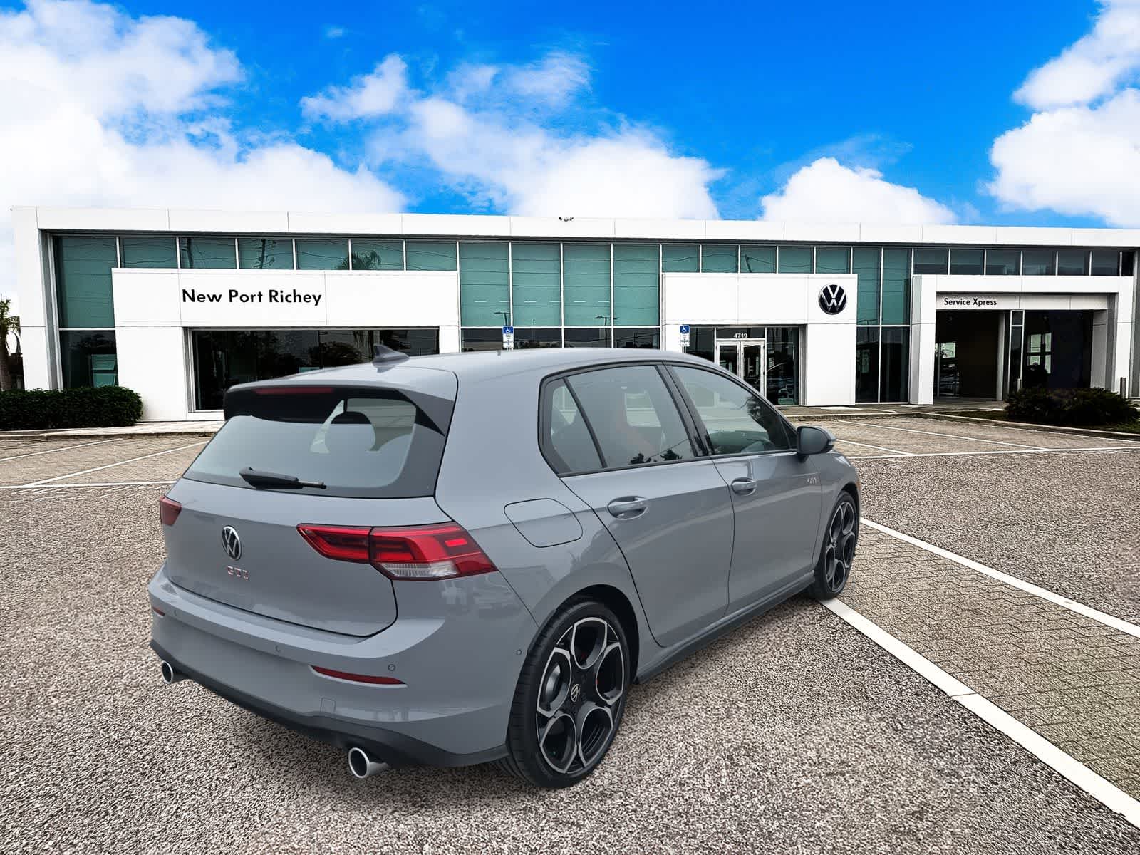 Thumbnail: 2026 Volkswagen Golf - 8